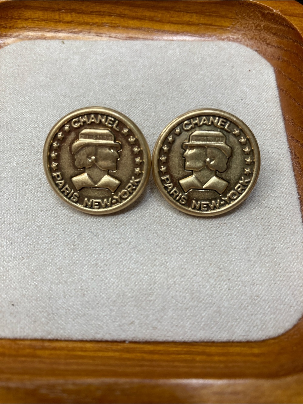 CHANEL Gold-Tone Coin Button Hair Clips